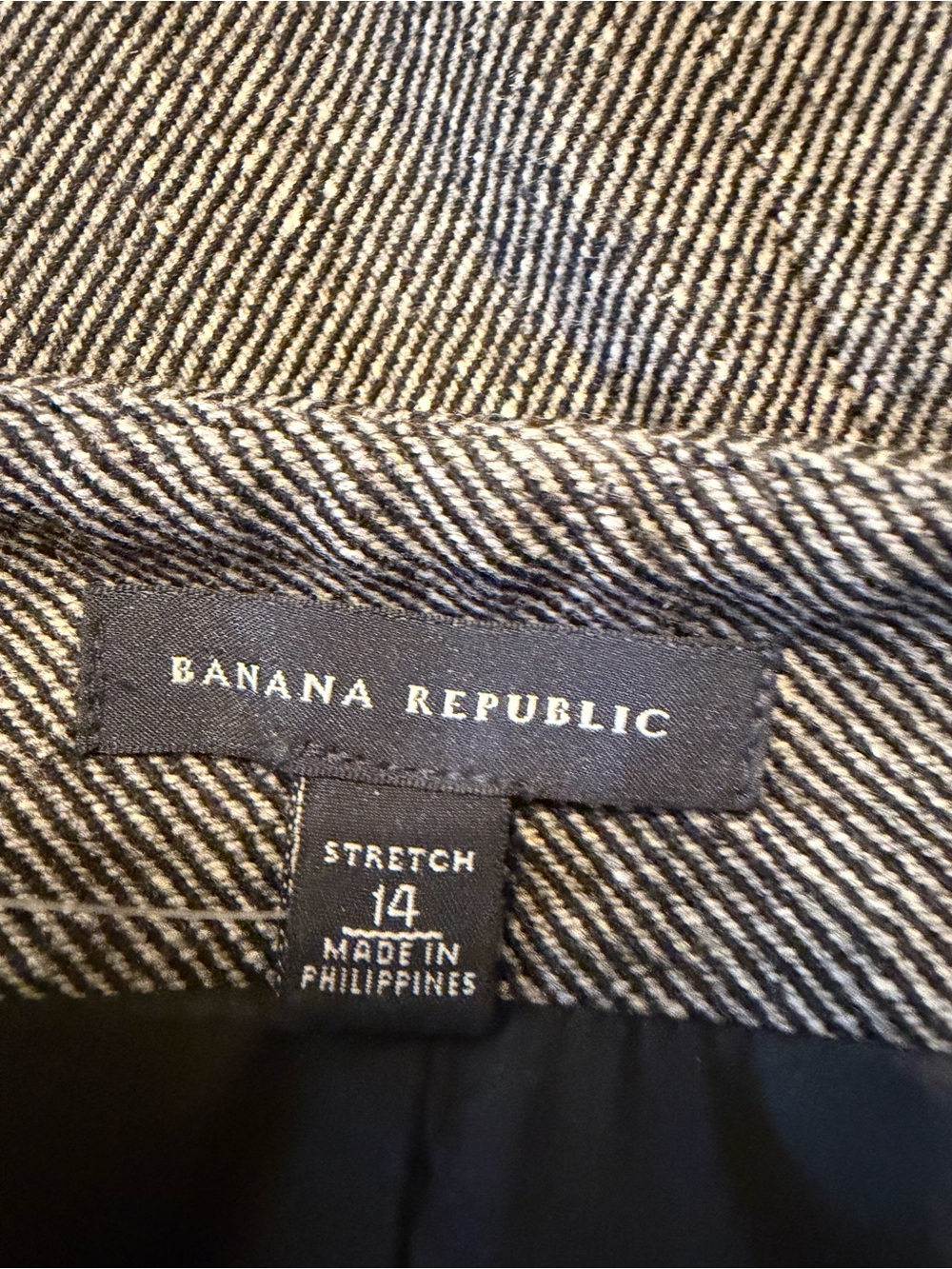 Banana Republic Black & White Herringbone Skirt
